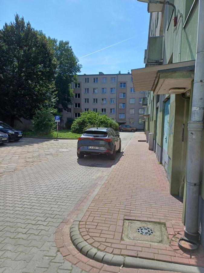 Ommpbooking Wspolna Lazienka Częstochowa Exteriör bild