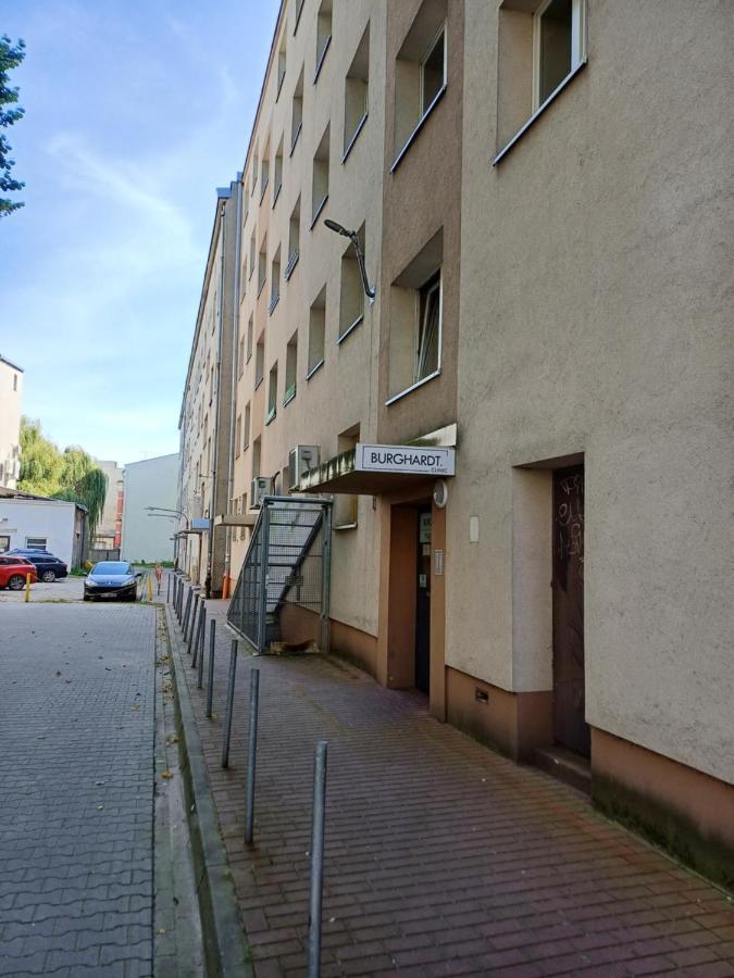 Ommpbooking Wspolna Lazienka Częstochowa Exteriör bild